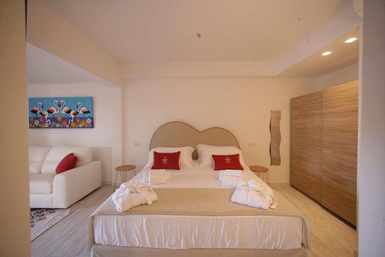 Geco Di Giada Art Suites - Adult Only بورتو روتوندو المظهر الخارجي الصورة